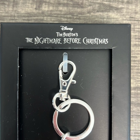 〰️ Disney Silver The Nightmare Before Christmas Bag Charm 🖤 - Picture 3 of 7